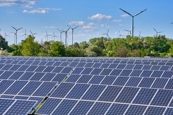 Solární Panely Větrnými Turbínami Vzadu Německu — Stock fotografie