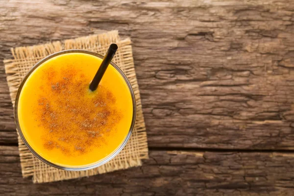 Smoothie Abóbora Caseiro Fresco Com Canela Vidro Com Palha Bebida — Fotografia de Stock