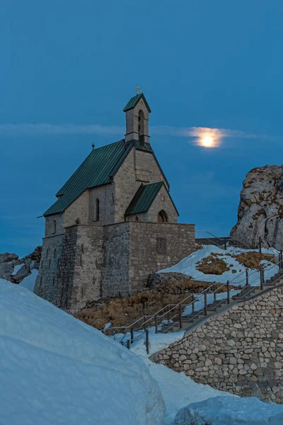 Petite Chapelle Sommet Montagne Wendelstein Pleine Lune — Photo