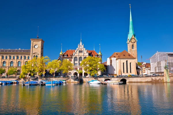 Zürich Vízparti Látnivalók Templom Színes Kilátás Limmat Folyó Legnagyobb Város — Stock Fotó