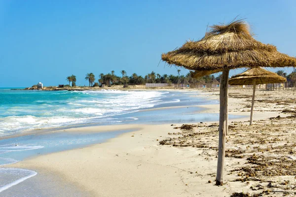 Veduta Della Spiaggia Nella Zona Costiera Djerba Tunisia — Foto Stock