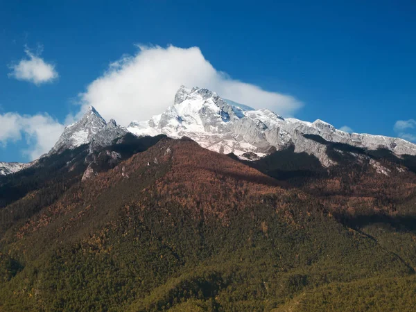 Haba Montanha Neve Yunnan China Paisagem Com Montanha Nevada — Fotografia de Stock