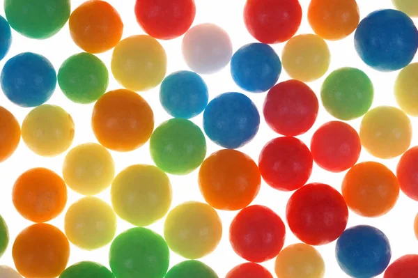 Bonbons Colorés Sur Fond Blanc — Photo