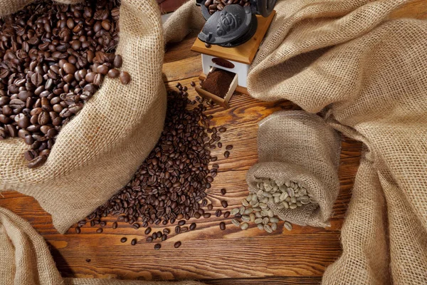 Studio Photo Sac Avec Café Dispersé Broyeur — Photo