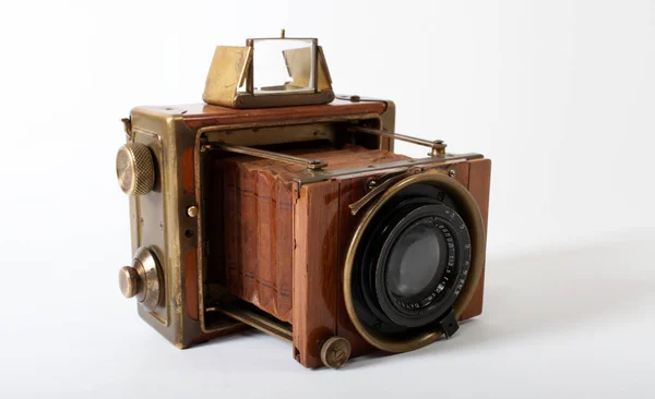 Стара Старовинна Камера Білому Тлі — стокове фото