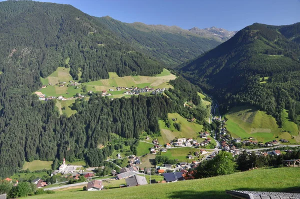 Vista Panoramica Bellissimo Paesaggio Alpino — Foto Stock