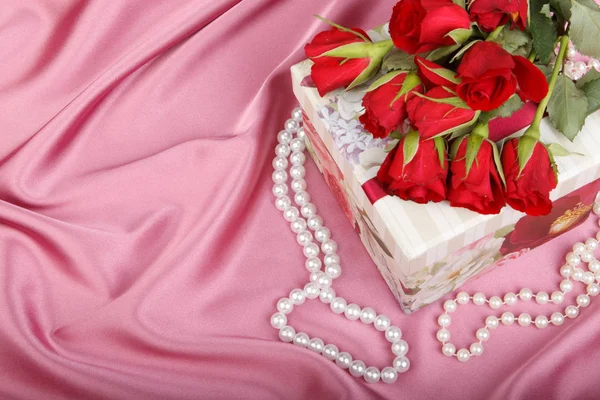 Gift Box Pearl Beads Bouquet Roses Valentine 039 Stock Picture