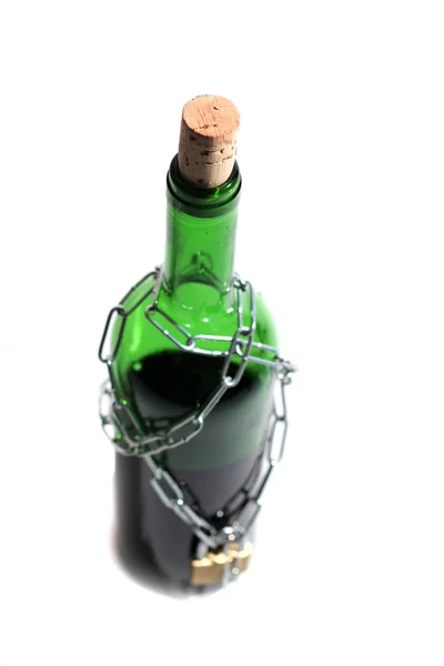 Пляшка Зеленого Пива Фоні Ізольована — стокове фото