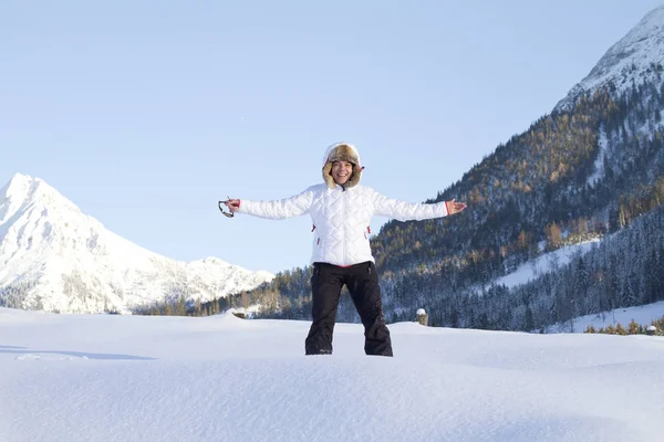 Perfektes Wetter Der Achenseeregion Winterwanderung Schmerzhaft Schöner Verschneiter Winterlandschaft — Stockfoto