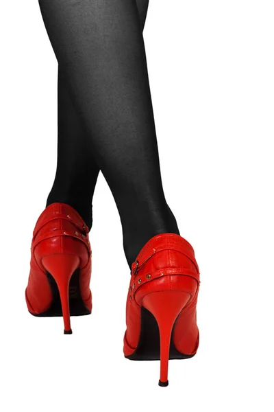 红鞋子女人的腿 — 图库照片