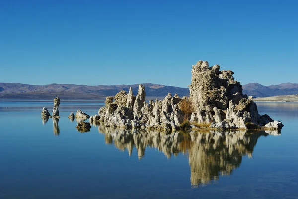 Formacje Tufa Jezioro Mono Kalifornia — Zdjęcie stockowe