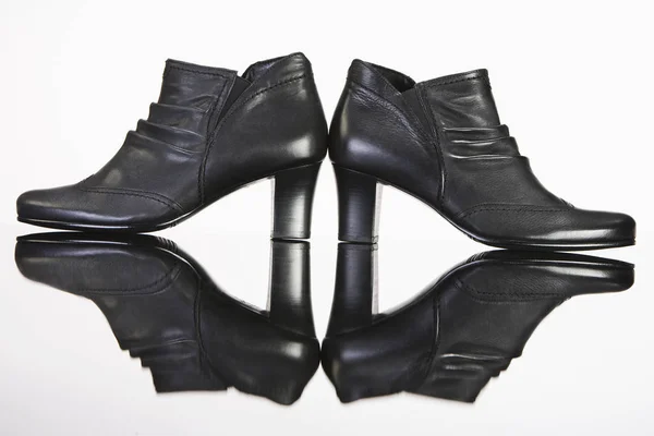 Sapatos Femininos Isolados Branco — Fotografia de Stock