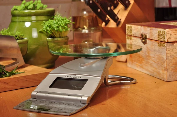 Foto Mesa Cozinha Com Balança — Fotografia de Stock