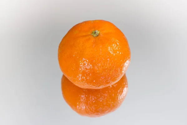 Pomarańczowe Odbicie Lustrze — Zdjęcie stockowe