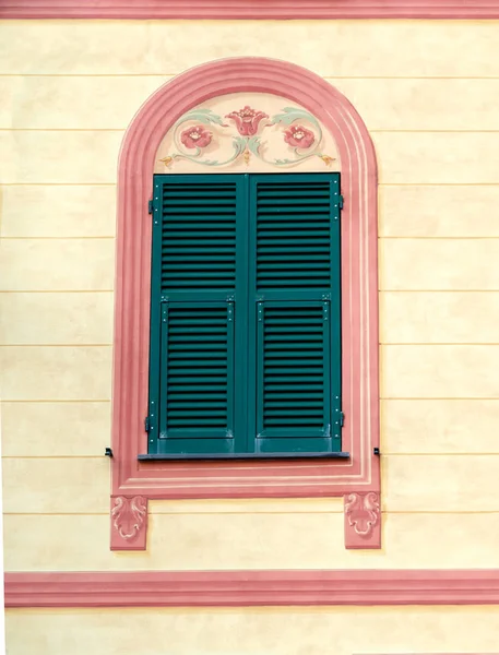 Ventana Decorada Pueblo Portofino —  Fotos de Stock