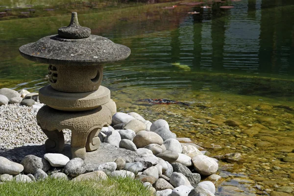 Linterna Piedra Jardín Japonés — Foto de Stock