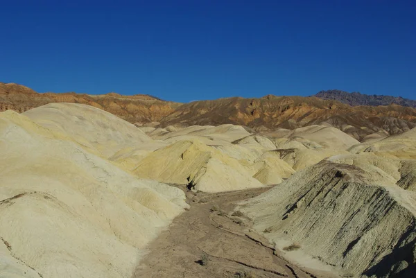 Deserto Colorido Montanhas Perto Ponto Zabriskie Parque Nacional Vale Morte — Fotografia de Stock