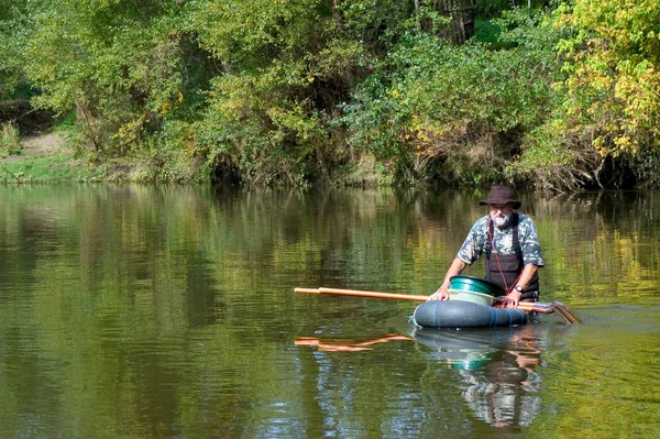 Prospector Panning Gold Rivers France Gard Region — Stock Photo, Image