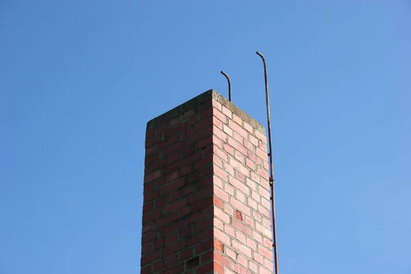 Chimenea Vieja Ferrocarril Que Entrelaza — Foto de Stock