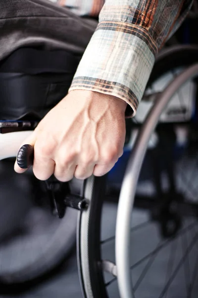 Close Man Hand Holding Bicycle — стоковое фото