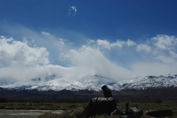 Velhos Objetos Enferrujados Abandonados Sierra Nevada Perto Independência Califórnia — Fotografia de Stock