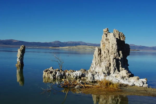 Formacje Tufa Jezioro Mono Kalifornia — Zdjęcie stockowe