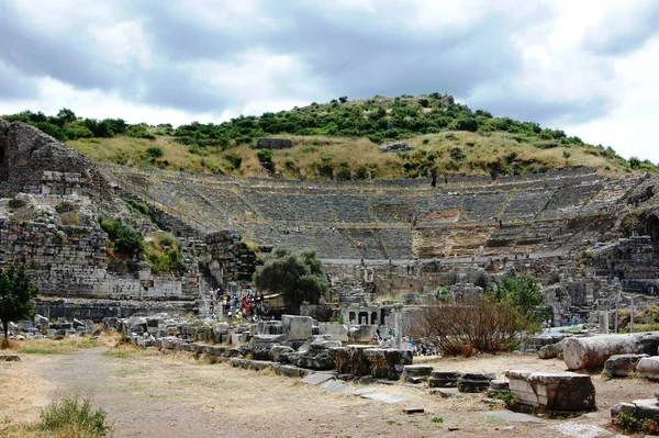 Ephesijské Divadlo Nachází Mimo Starobylé Město Efesus — Stock fotografie