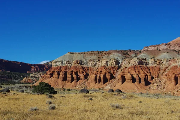 Skalní Útvary Blízkosti Torrey Rybí Jezero Národní Les Utah — Stock fotografie