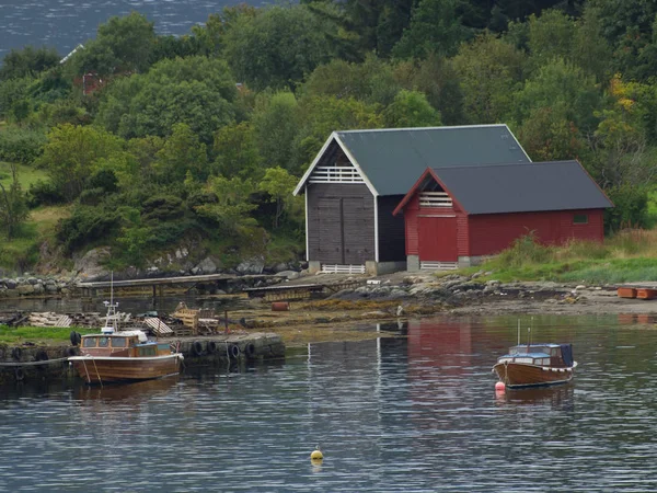 Boathouses Pelo Fiorde — Fotografia de Stock