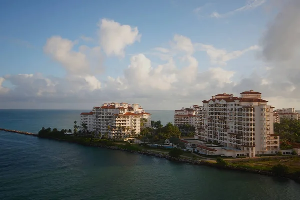 Hôtel Fort Lauderdale Entouré Par Océan — Photo