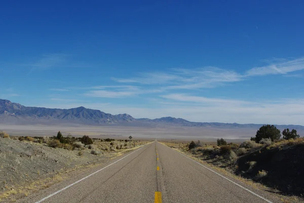 Rodovia Sem Fim Deserto Nevada — Fotografia de Stock