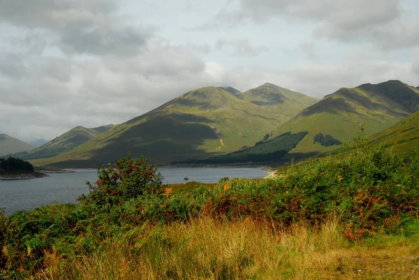 Skotsko Argyll Loch Cluanie — Stock fotografie