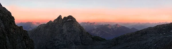 Tour Montagna Con Una Casa Scacchi Meilerhuette Partenkirchen Bavaria Germania — Foto Stock