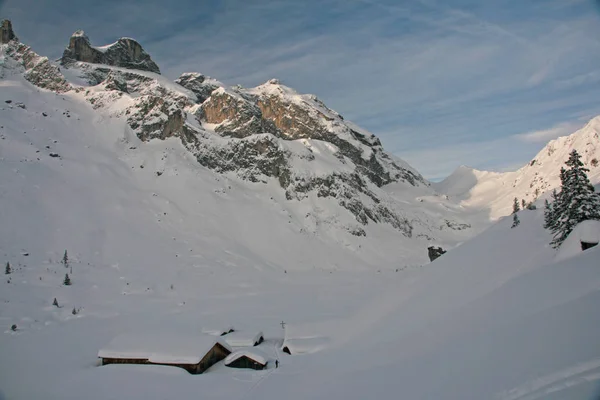 Alpské Chaty Zimě Montafon Rakousko — Stock fotografie