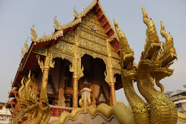 Naga Zapatos Frente Templo Chiang Rai Thailand — Foto de Stock