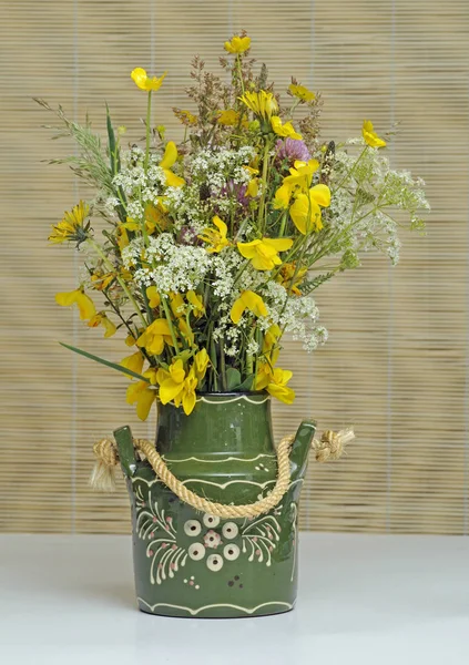 Vase Avec Des Fleurs Été — Photo