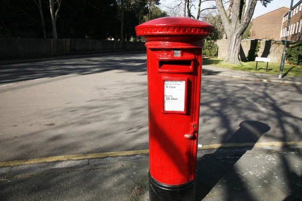 Hagyományos Brit Piros Postaláda London Egyesült Királyság — Stock Fotó