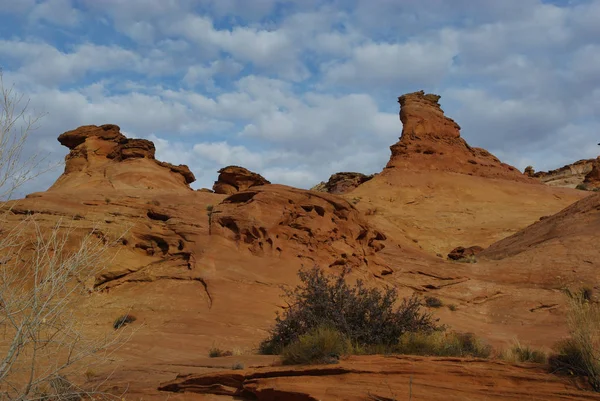 Felsformationen Und Wolken Der Nähe Von Hanksville — Stockfoto