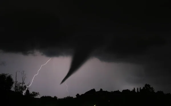 Tornadoorkan Himlen Naturkatastrof — Stockfoto