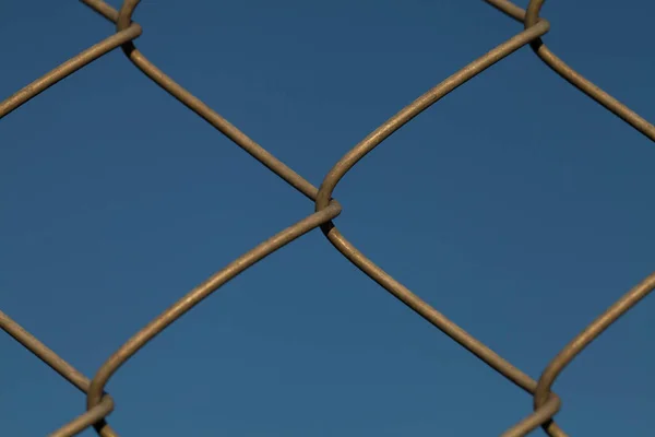 Mash Wire Fence Rise Nams — Stock Photo, Image