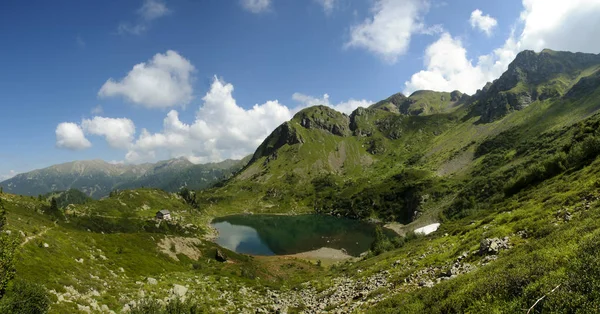 Panorama Lago Erdemolo Nas Dolomitas Italianas — Fotografia de Stock