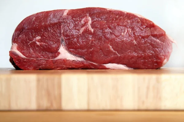 Viande Sur Planche Bois — Photo