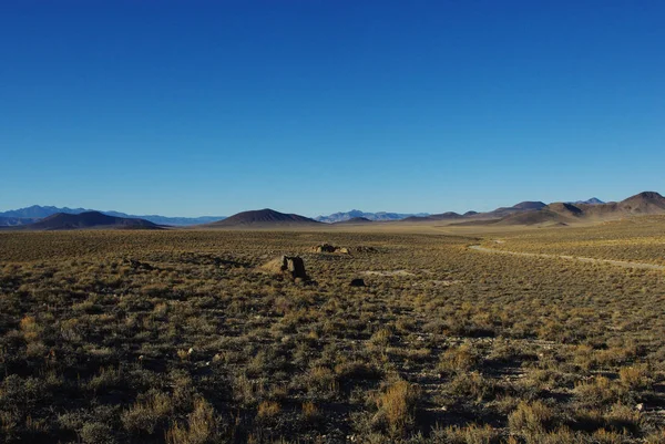 Droga Jeepa Wzgórza Pobliżu Krateru Księżycowego Nevada — Zdjęcie stockowe