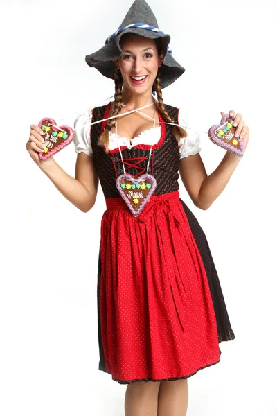 Frau Dirndl Mit Lebkuchenherzen — Stockfoto