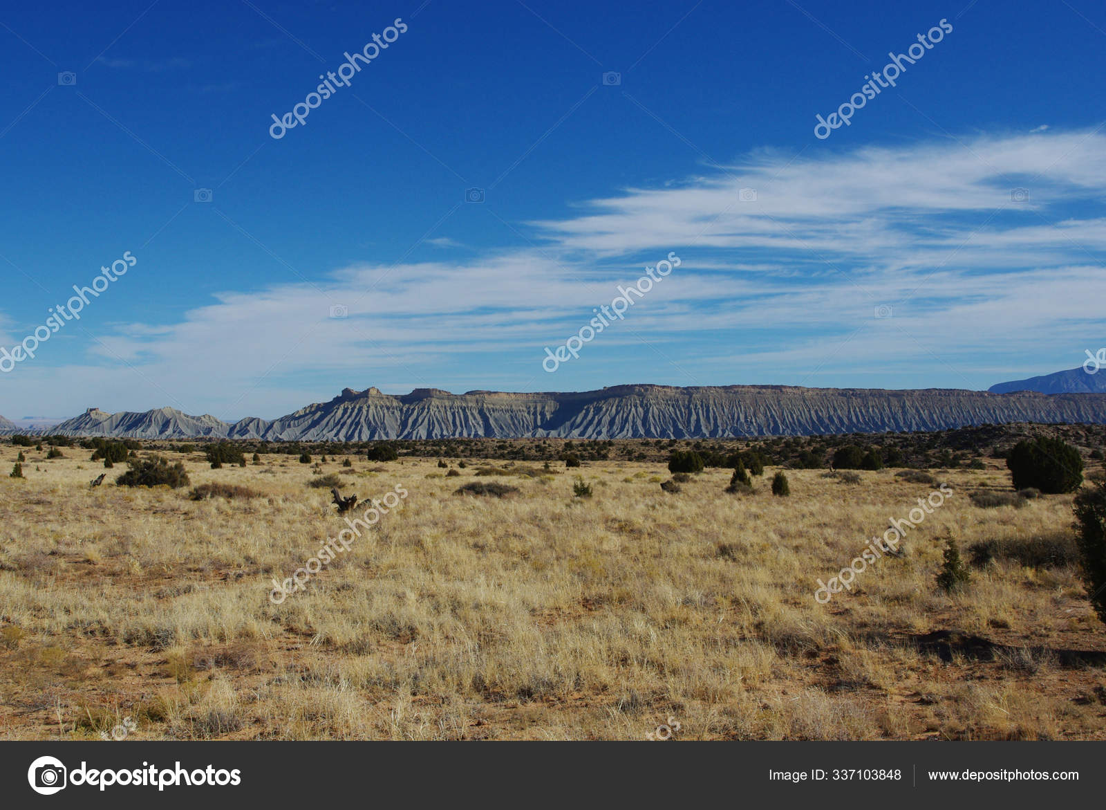 high desert sandstone hills blue white sky utah stock photo c panthermediaseller 337103848 depositphotos