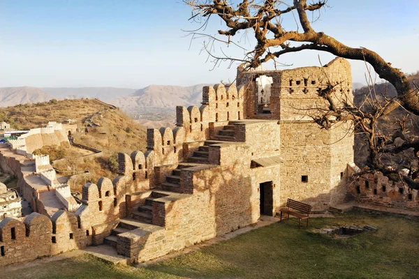 Kumblegarth Fort Kumbhalgarth Rajasthan Indien Landschaft Eines Der Türme Des — Stockfoto