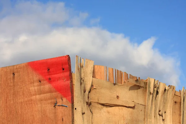 Fából Készült Kerítés Ház Tetején — Stock Fotó