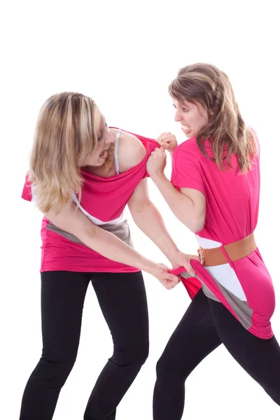 Zwei Junge Frauen Streiten Über Dasselbe Kleid — Stockfoto