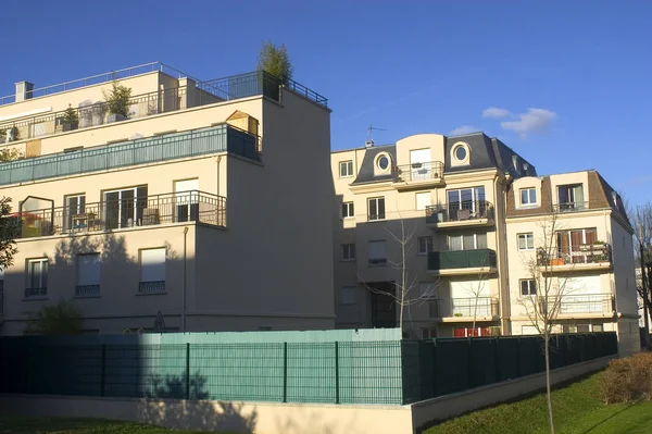 Uusi Kiinteistö Ranskassa Pariisin Alueella Talot Juuri Päättyneessä Jaossa — kuvapankkivalokuva