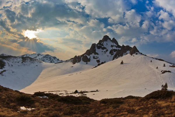 Coucher Soleil Montagne Lieu Monts Ciucas Roumanie — Photo